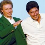 Bernhard Langer ayuda a Jose Maria Olazabal a colocarse la Chaqueta Verde en 1994 Bernhard Langer ayuda a Jose Maria Olazabal a colocarse la Chaqueta Verde en 1994