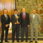 El rey Juan Carlos posa junto a Miguel Ángel Jiménez, José María Olazábal y Sergio García. Foto: Opengolf.es