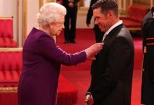 Westwood recibió la medalla de la Orden del Imperio Británico