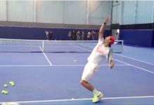 TENIS: Rafa Nadal se entrenó por 1ª vez en pista tras su lesión (VÍDEO)