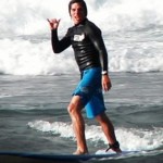 Nada más finalizar el torneo de campeones en Hawai, Rickie Fowler se fue a surfear. @RickieFowlerPGA
