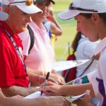 Carlota Ciganda signs autographs after her win with Suzann Pettersen