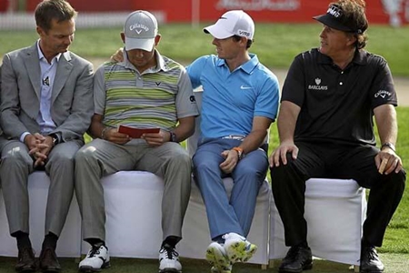 Pablo Larrazábal. Phil Mickelson y Rory McIlroy