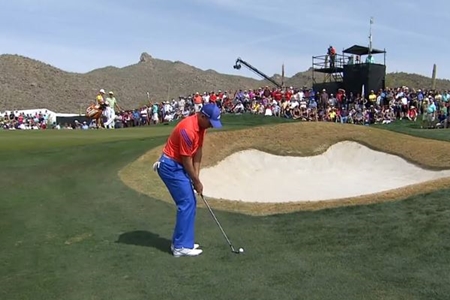 Sergio García realizando un chip