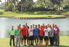 La selección de fútbol de EE.UU. se atrevió con el 17 de Sawgrass. Más bolas para el lago (VÍDEO)