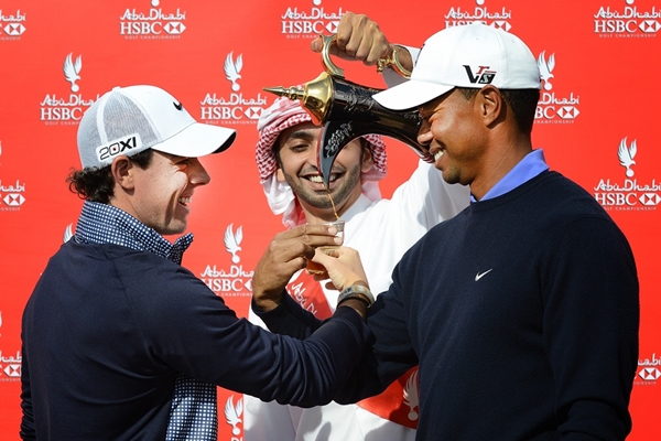 Rory McIlroy y Tiger Woods Credit TCA Abu Dhabi