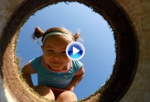 La felicidad de esta niña en un campo de golf no tiene precio. Todo grabado con una GoPro (VÍDEO)