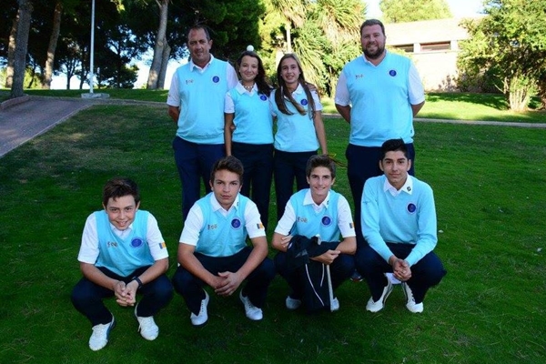El equipo de la Comunidad Valenciana con su capitán Alberto Ballester (izqda.) y su técnico, Christian Ziff