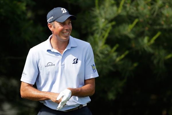 El golfista norteamericano está cerca de sumar su segundo triunfo de su carrera en casa después de 2013. Foto: @PGATour