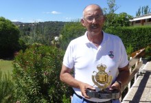 Pepe Dávila hace gala de su veteranía y experiencia para imponerse en el Nuevo Club de Golf de Madrid