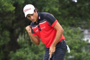 Carlos Pigem campeon en el Yeangder Tournament Players Championship. Foto @bear007chao