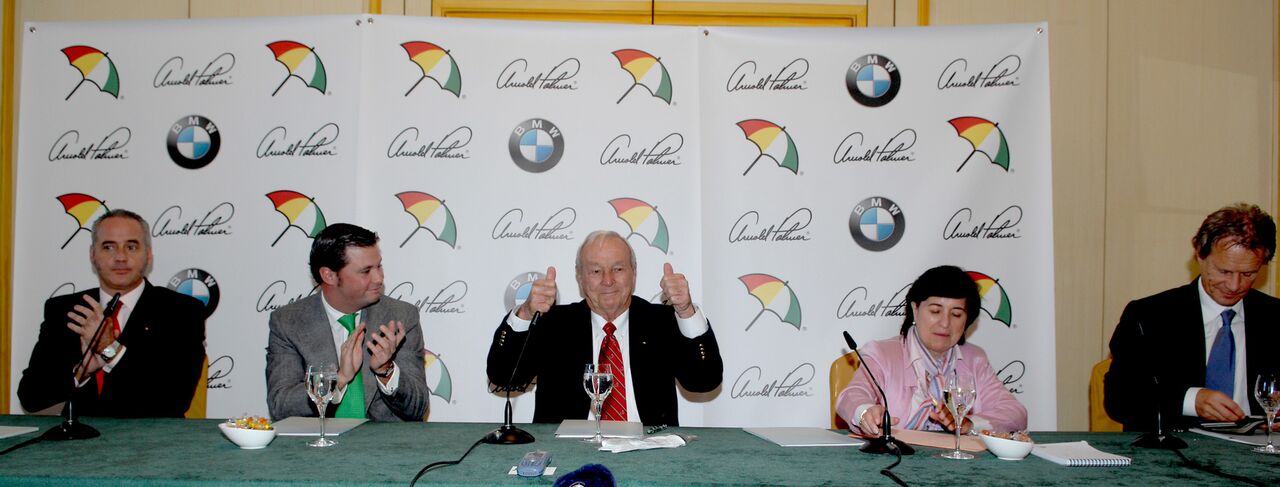 Javier Suárez, Víctor Melián, Arnold Palmer, Mª Acacia López Bachiller, Alastair Johnson. Foto: Luis Corralo