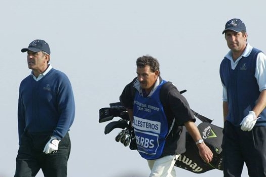 Pedro Remseyer entre Seve Ballesteros y José María Olazábal. Foto Facebook Pedro Remseyer