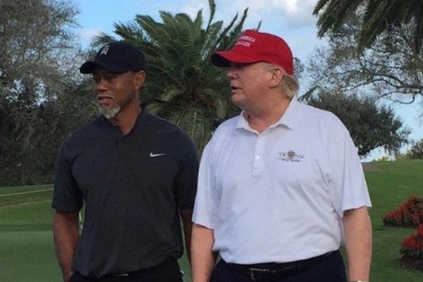 Tiger Woods y Donald Trump. Foto @LANACION