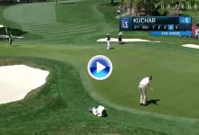 Gran golpe de Matt Kuchar, estuvo a punto de sacar el birdie ¡¡chippeando desde el green!! (VÍDEO)
