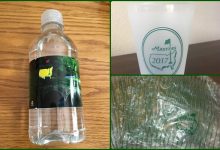 De locos: Bolsas y vasos y ¡hasta botellas de agua! del Masters. Todo se vende y colecciona en Ebay