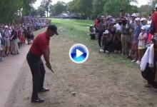 Tiger Woods puso patas arriba Bellerive con este golpazo desde la tierra desde 150 metros (VÍDEO)