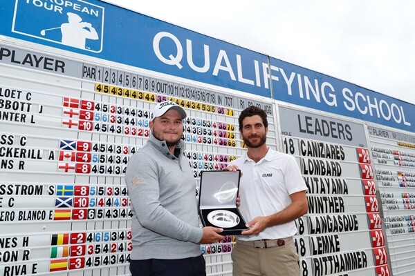 Alejandro Cañizares (junto a Zander Lombard) vuelve por la puerta grande al European Tour al acabar primero en la final de la escuela