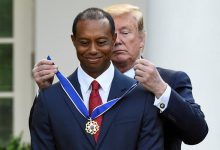 Tiger Woods recibe en la Casa Blanca la Medalla de la Libertad de manos del presidente Donald Trump