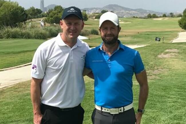 Jordan Gibb (dcha.) junto a Arjan Ten Have, Director de Golf de Meliá