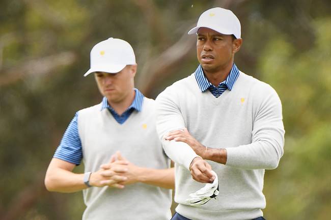 Tiger-Woods-Justin-Thomas-Presidents-Cup-19-j2-@PGATour