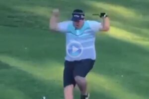 Jugador parte palo socket