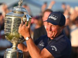 Mickelson revela que es el ganador del Programa de Impacto del Jugador… y el PGA Tour lo niega