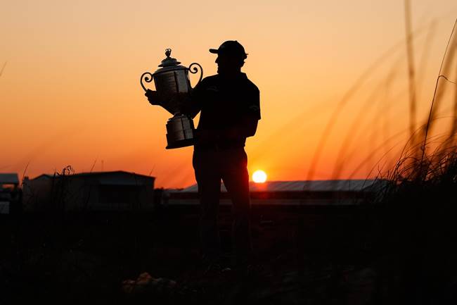Trofeo Wanamaker PGA Championship y Phil Mickelson atardecer. Foto PGA of América