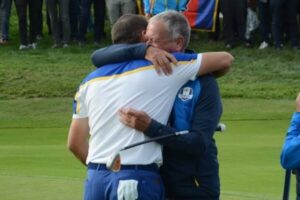 Sergio García con su padre Víctor última jornada de la Ryder Cup. Foto OpenGolf 650