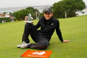 Clara Moyano Campeona en Pedreña_Trofeo-4-1170x650