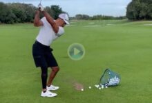 Tiger Woods publica sus primeras imágenes dando bolas tras su grave accidente automovilístico