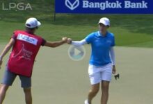 ¡Vaya eagle de Carlota Ciganda! La golfista navarra la coló con este purazo en el Honda LPGA Thailand