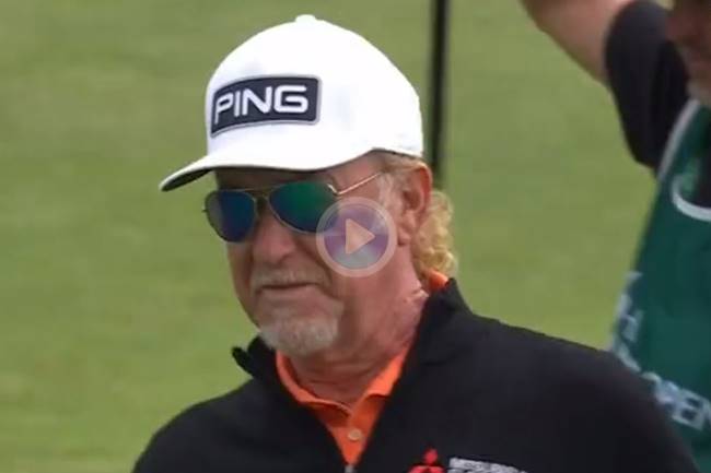 Miguel Ángel Jiménez putts Senior Open