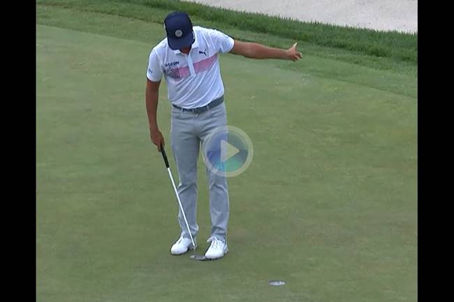 Rickie Fowler corbata 450º