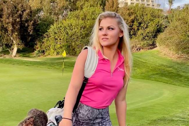 Alana Uriell, Reglas de Golf, Escuela LPGA