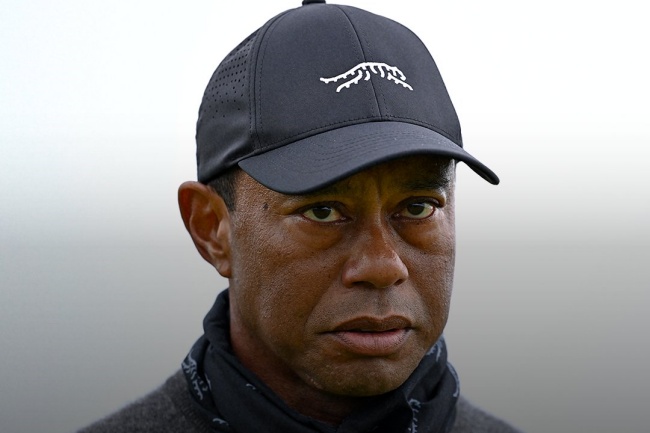 Tiger Woods vive un día para olvidar en Royal Troon y, salvo milagro, se despedirá de The Open