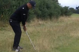 La festuca no fue un problema para Schauffele este domingo: golpazo desde el rough y birdie