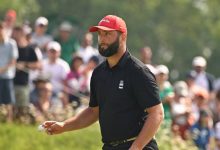 ¡Jon Rahm, a por todas! El español vuelve a brillar en París para colocarse a dos golpes del oro