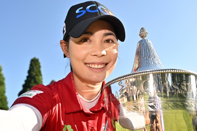 Moriya Jutanugarn se sube en Portland a lo más alto del podio en la LPGA tres años después