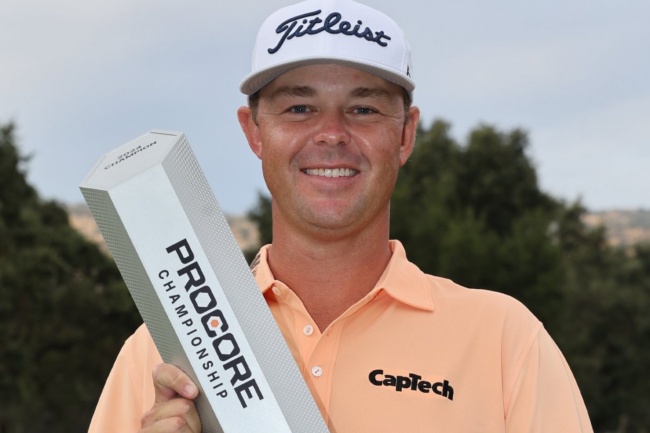 Patton Kizzire suma en el Procore Champ. su tercer triunfo en el PGA Tour y se asegura la tarjeta