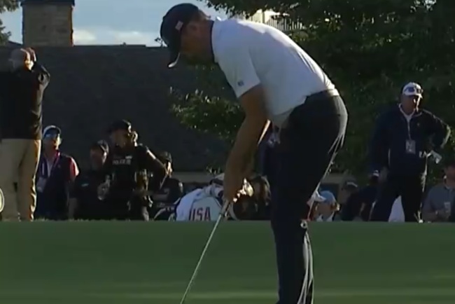 Keegan Bradley le dio a Estados Unidos la jornada perfecta después de un putt de mucho nivel