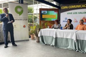 Pilar Martín, Elena Jiménez, Manuel Fuentes, Golf y Salud Mental, Golf y Salud,