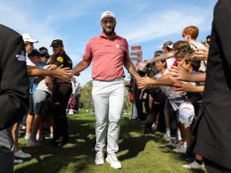 El Jon Rahm más solidario donará $23.000 a los damnificados por los pasados huracanes en EE.UU.