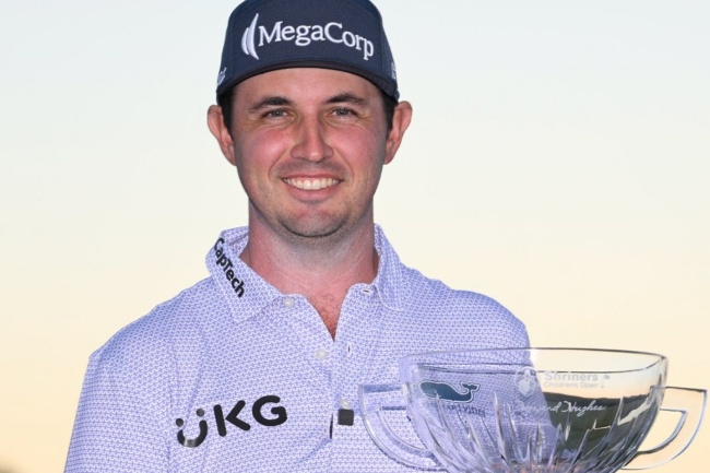 JT Poston alcanza el tercer título de su carrera en el PGA Tour tras un enorme día en Las Vegas