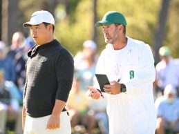 Paul Tesori, caddie de Tom Kim, defiende a su jugador: “Fui testigo de tres incidentes graves”