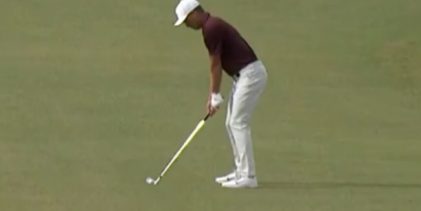 Nick Hardy consigue uno de los golpes de la temporada con este albatros sin tocar el green