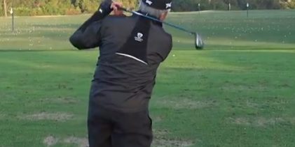 Gary Player celebró su 89 cumpleaños dando rienda suelta al gran swing que todavía atesora