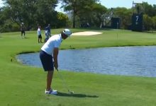 Nacho Elvira se vio obligado a anotarse siete golpes en el 7 tras enviar dos bolas al agua en este par 3