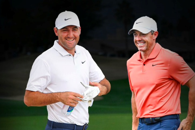 Scheffler y Rory endosan un severo correctivo a Koepka y a DeChambeau para ganar The Showdown