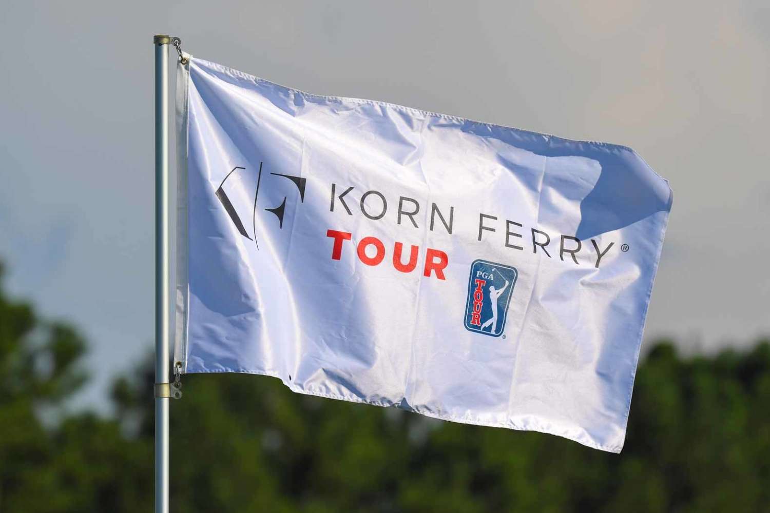 Korn Ferry Tour, Bandera,
